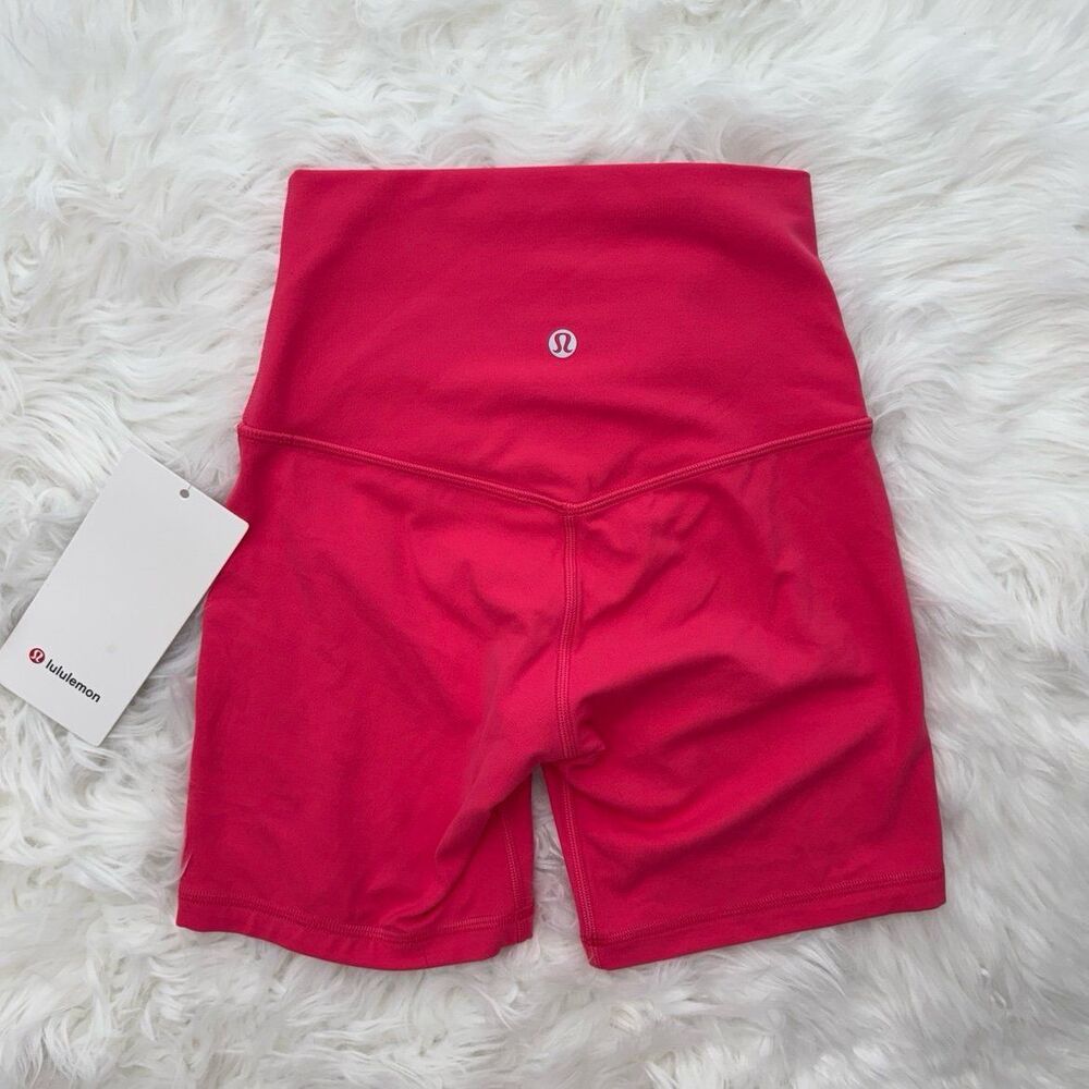 Lululemon Align High Rise Short 6" Lip Gloss Size 2